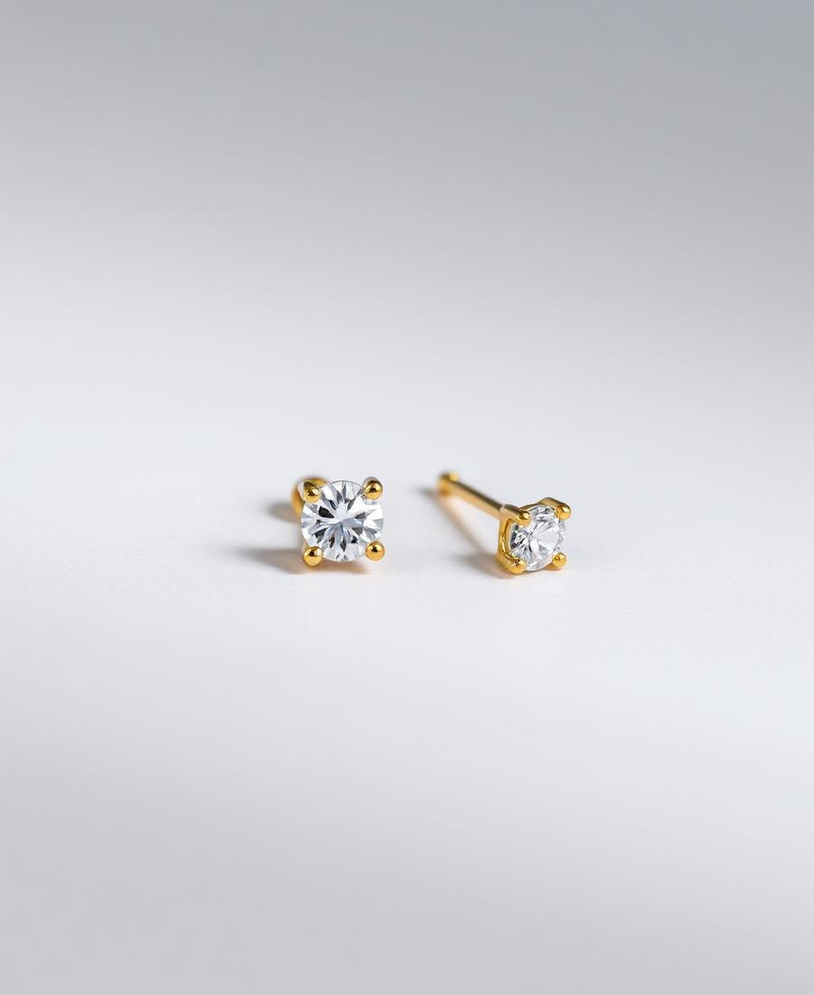 Brinco Ponto de Luz — semijoia com folheado a ouro 18k